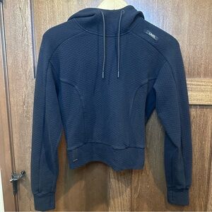 Unrl Women's Elevation Black Textured Pullover Hoodie
